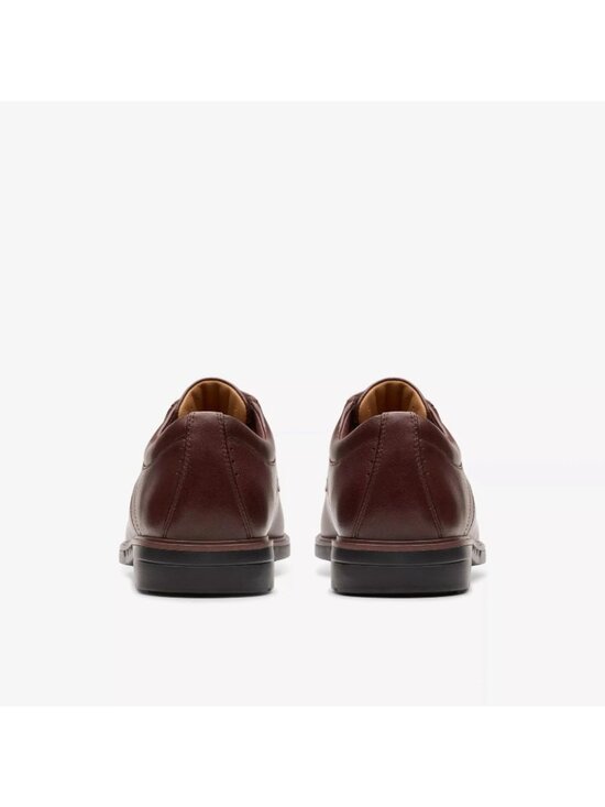 Clark Men\'s Un Kenneth Way Oxford Brown Size 8 NEW